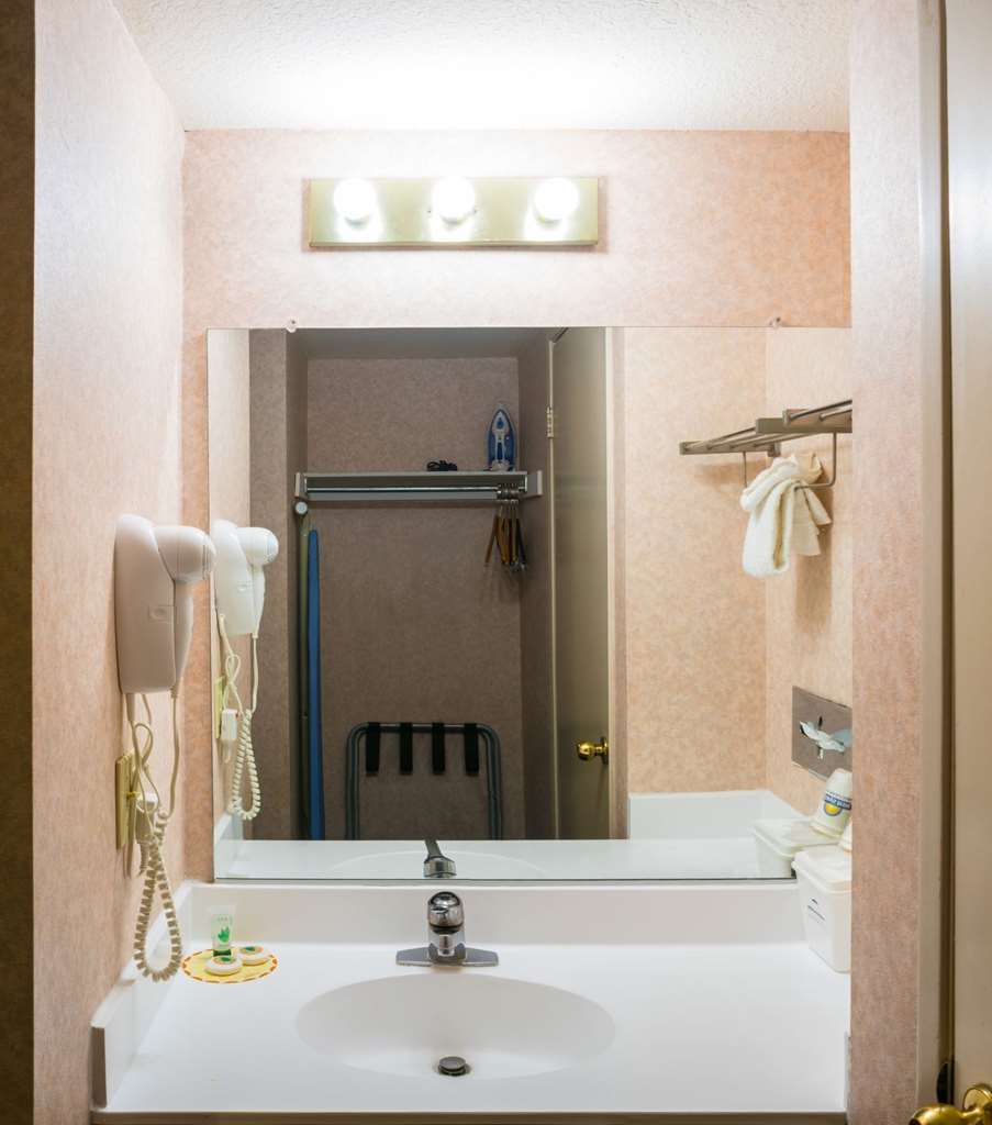 San Bernardino Inn & Suites Rum bild